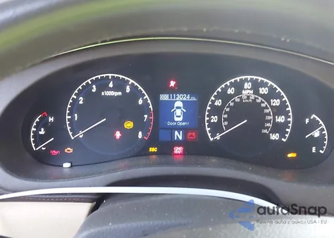 2009 Hyundai Genesis 3.8 z USA, uszkodzony, nr VIN KMHGC46E19U048687